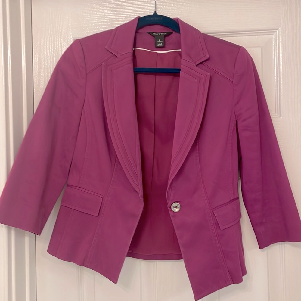 White House Black Market fitted blazer